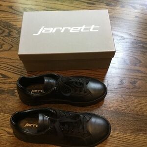 Jarrett black leather sneakers